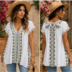 Johnny Was White Embroidered Tunic Top Boho Cottagecore V Neck Sz S Artisan luxe